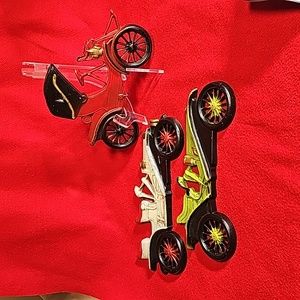 MIDWEST Cast Metal Antique Car Auto Plaques Decor Wall Hanging Set of 3 Vintage